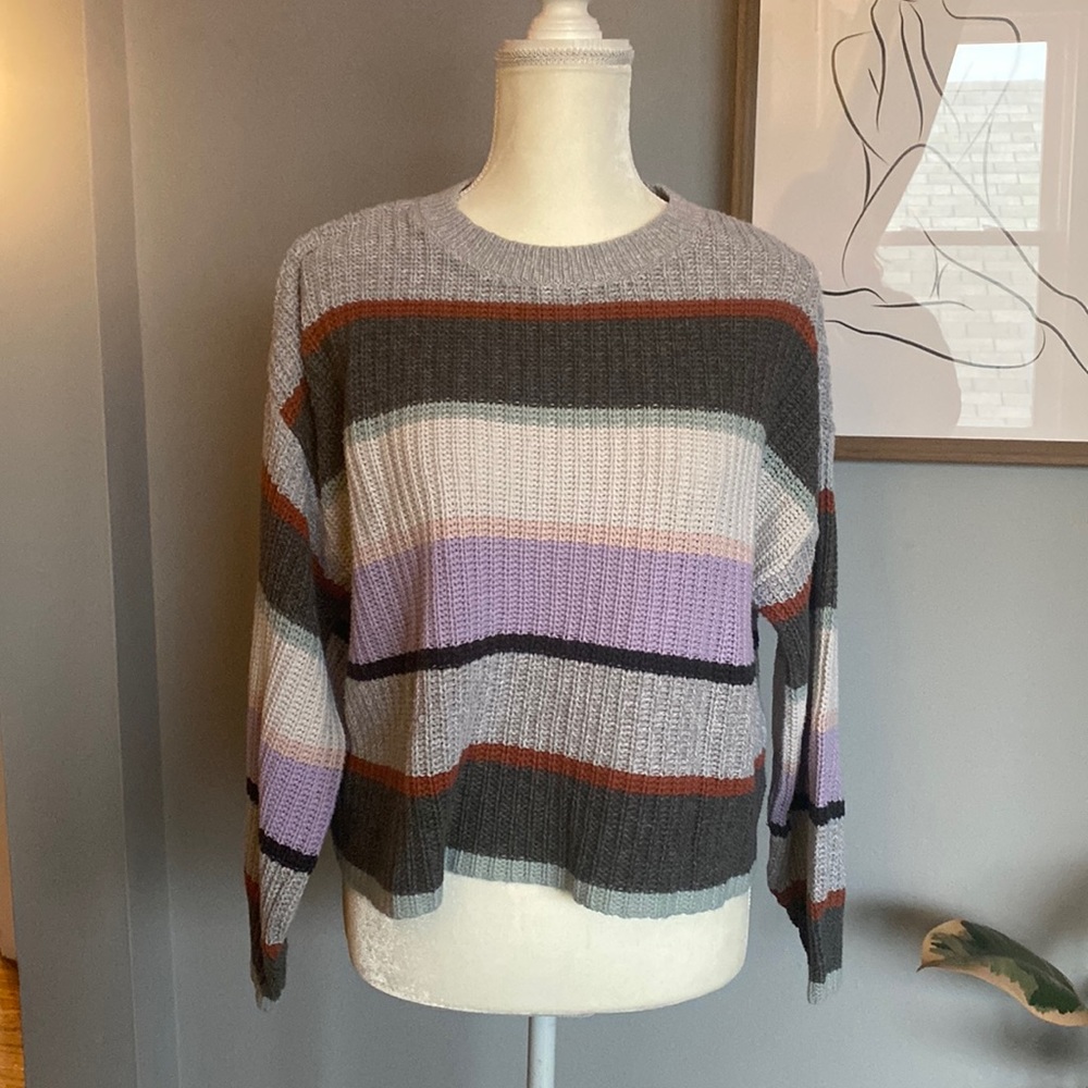 American Eagle Outfitters Sweater - Medium